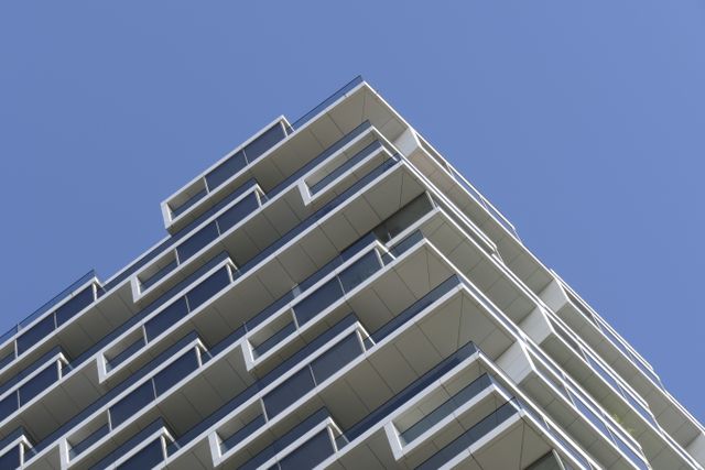 the upper corner of an apartment building